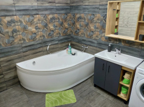 Квартира Просторные стильные апартаменты в центре с супер видом