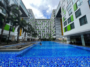 Отель Holiday Inn & Suites Saigon Airport