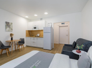 Квартира Inndays Aparments на Колом 4