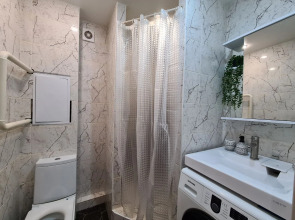 Апартаменты Runway Apartments