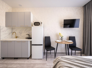 Апартаменты LovelyHome39 Студия №2 в Центре Курортного Города
