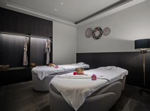 Курортный Отель Kora Beach Resort Phuket