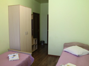 Мебелированные комнаты Медвежонок