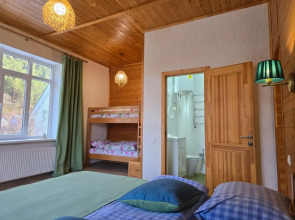 Квартира с видом на горы на улице Энгельса 15