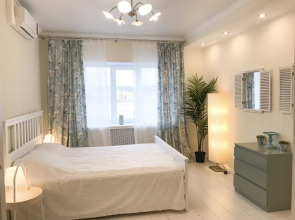 Апартаменты Светлая квартира на берегу залива