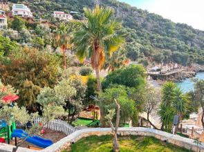 Отель Kalkan Beach Park