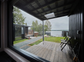 Гостевой дом Дом у озера 4Стихии