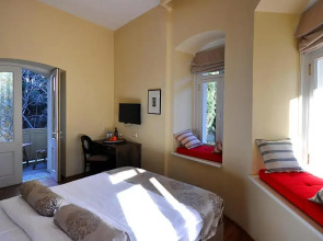 Отель Tekla Palace