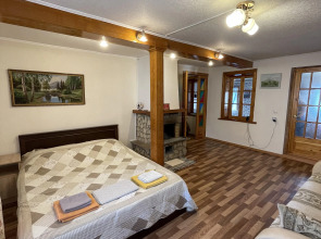 Апартаменты Буачидзе Домик с камином