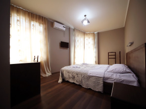 Мини-Отель Kutaisi Globus