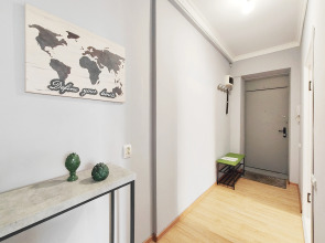 Апартаменты M.O.O.N. APARTMENTS Seifullina 500