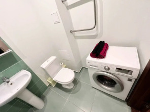 Апартаменты 2кв Восточный Суходольская 14