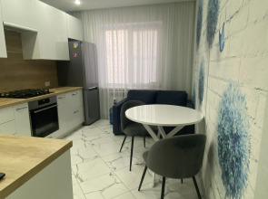 Апартаменты Семейные трехкомнатные на Свердлова