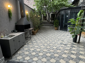 Апартаменты Modern and Comfortable Apartment