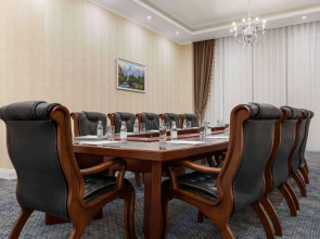 Отель Ramada by Wyndham Шымкент