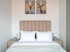 Апартаменты Red Apartments Арт Лайт Милле