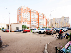 Апартаменты Квартирный Вопрос на Строителей 8