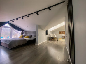 Квартира С Панорамным Видом на Озеро и Горы