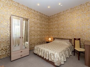 Отель Уралочка