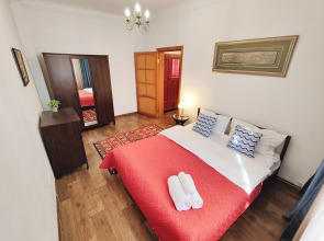 Квартира M.O.O.N Apartments  - Tole bi 45 Center