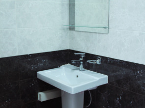 Моцарт Холл