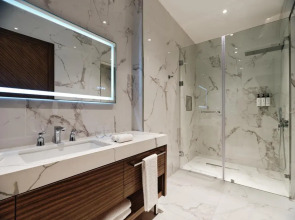 Hotel Crowne Plaza Tashkent, an IHG Hotel