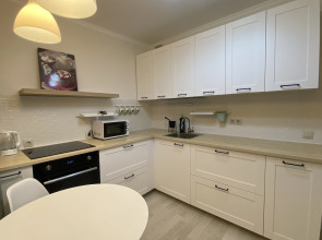 Квартира Современная рядом с ТЦ Остров Arendatmn24