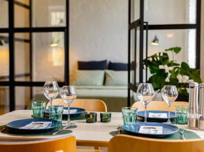 Апартаменты Tverloft у Волги с прозрачной спальней