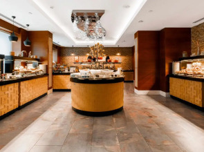 Отель Holiday Inn Baku