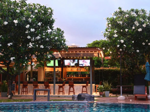 Отель Metadee Concept Hotel