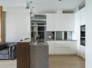 Апартамент на 63 этаже с видом на башни