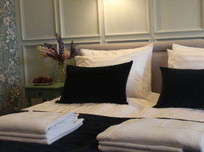 Отель Коттедж в лесу "Someroya"