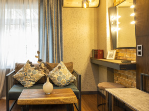 Апарт-отель  Cube Suites