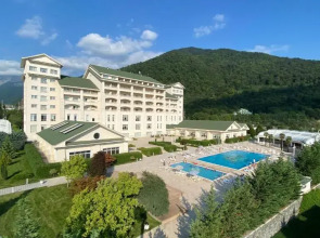 Отель Qafqaz Riverside