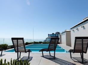 Апартаменты Red Apartments Метрополь Олеандр