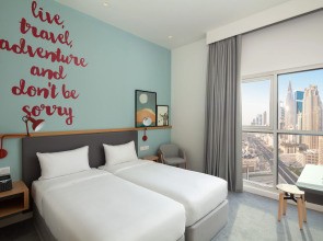 Отель Rove City Walk