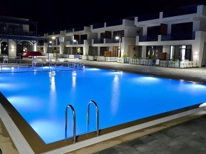 Отель Santorini Family Club