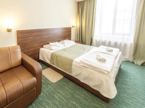 Отель Алмаз