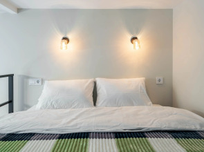 Квартира Уютная студия с дизайнерским ремонтом