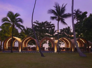 Курортный отель Aonang Villa Resort