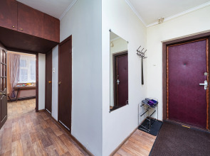 Апартаменты Семейная Квартира на 6 человек м.Домодедовская