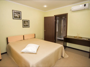 Отель Колизей