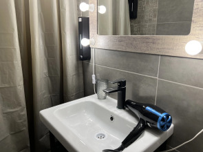 Апартаменты с Часами в Стиле Лофт