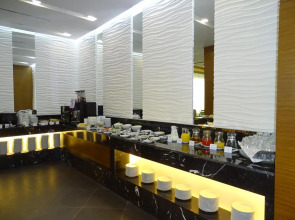 Отель Ramada Hotel & Suites by Wyndham Alabuga