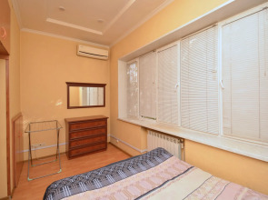 Квартира Metro apartments