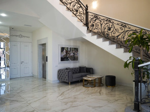 Отель Igit Plaza