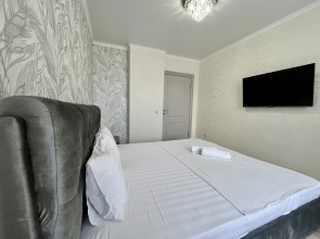 Квартира Апартаменты в Центре Гагры с Видом на Море и Горы