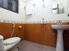 Отель Airport Mayank Residency