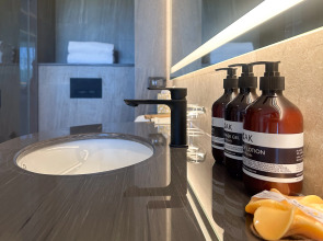 Отель La Green Hotel & Residence Пхукет