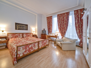 Отель Grand Cravat